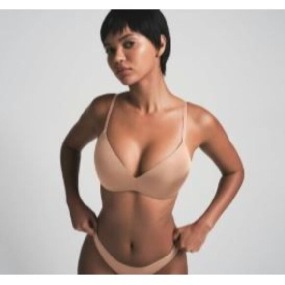 NWT SKIMS WIRELESS FORM PUSH-UP PLUNGE BRA SIENNA - 36C - Picture 1 of 1